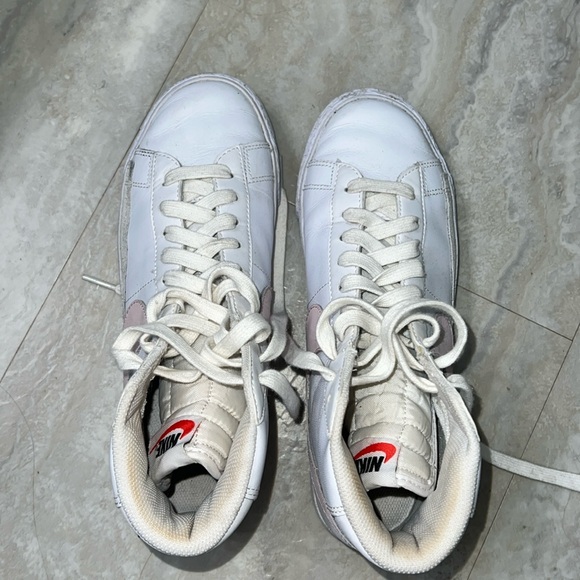 Nike Blazer Mid '77 Women's Shoes White, Grey, Pink Size EUR 39 - Picture 2 of 3